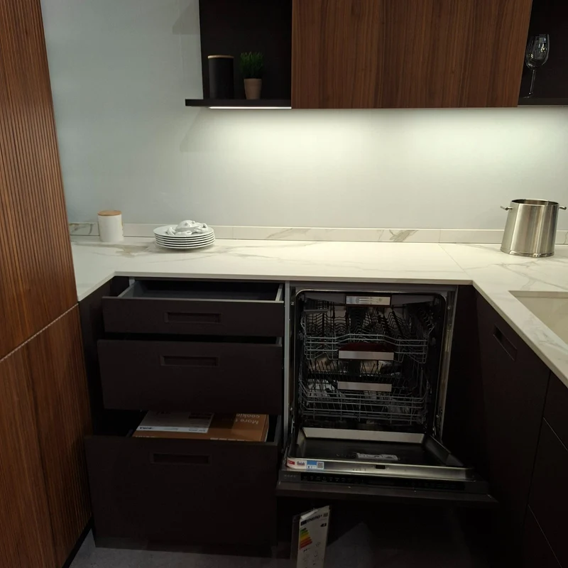 Einbauküche NX240 Platte Marmor Gold Matt Nussbaum Natur Schichtstoff K492F SensiQ Mokkabraun Inklusive E-Geräte