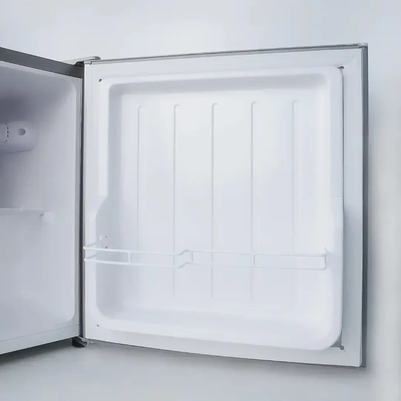1.5 Kubikfuß Mini-Kühlschrank CR16