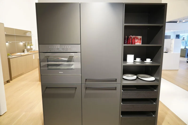 Küche SE8008LS PUR Lack Samtmatt 88LS Graphitgrau Schwarz mit Insel