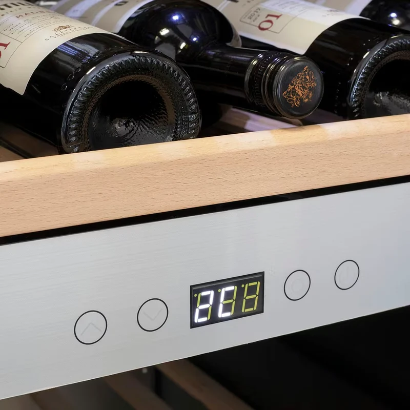 Weinkühlschrank 126 Flaschen Caso WineChef Pro 126