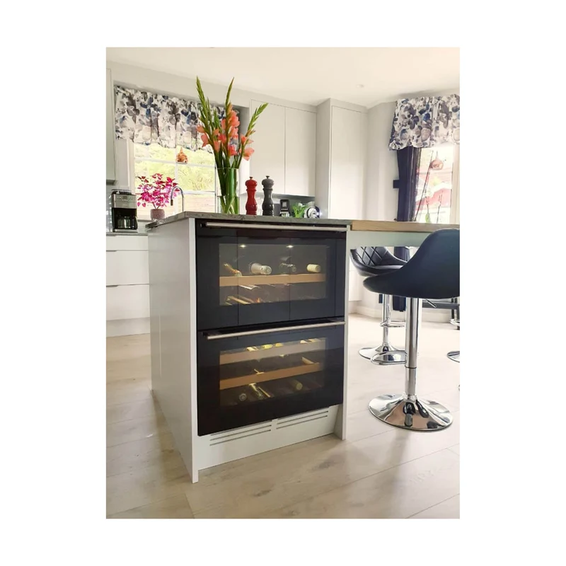 Weinkühlschrank 44 Flaschen mQuvée WineCave 60D Fullglass Black