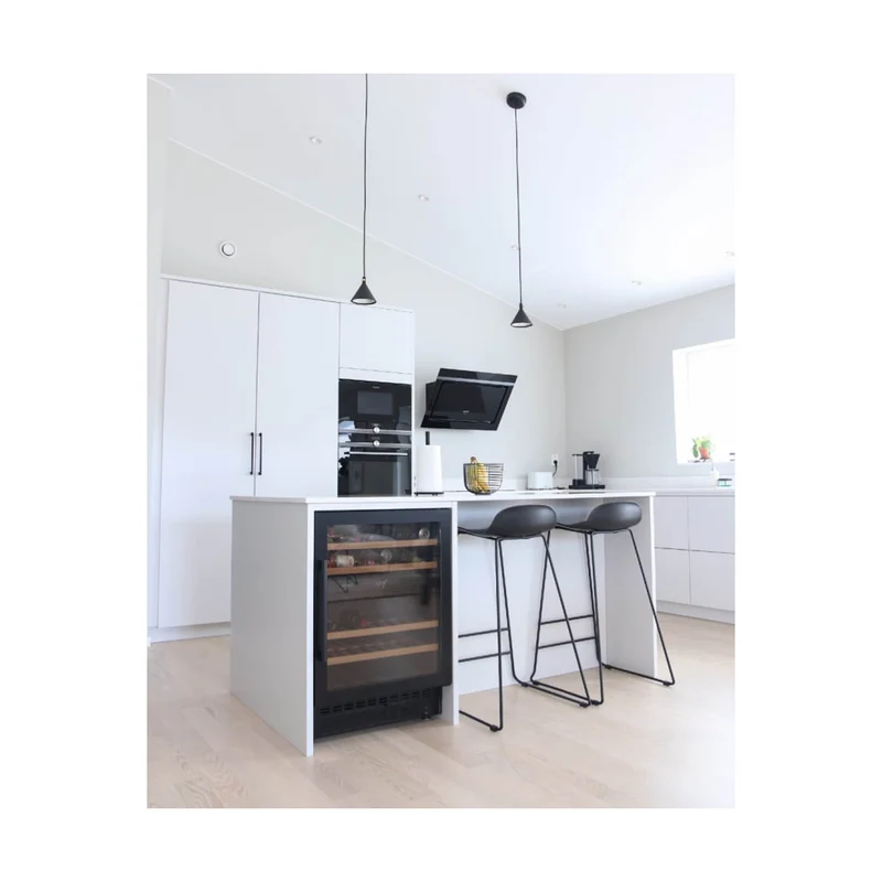 Weinkühlschrank 45 Flaschen mQuvée WineCave 780 60D Anthracite Black