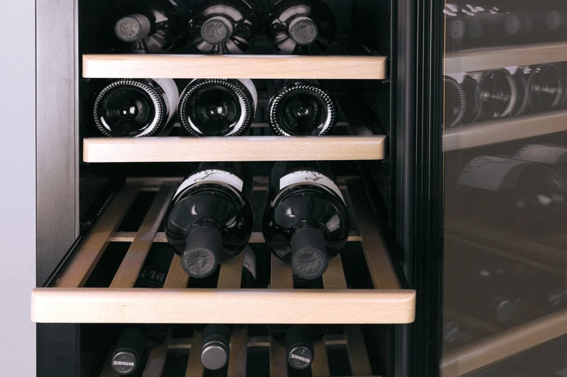 Weinkühlschrank 180 Flaschen Caso WineComfort 1800 Smart
