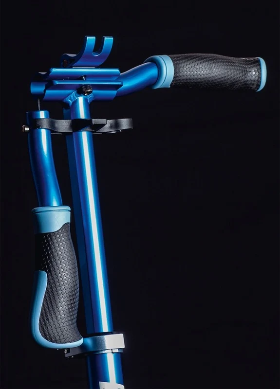 B-Ware Six Degrees Aluminium Scooter Tretroller Cityroller 205mm blau SIEHE TEXT/FOTO