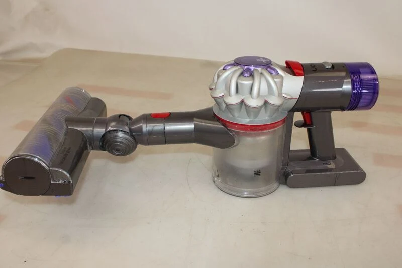 D-Ware Dyson V8 Akku Handstaubsauger Staubsauger Sauger beutellos Silber DEFEKTWARE