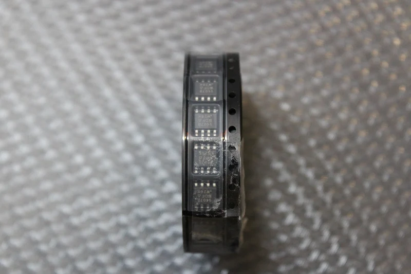 B-Ware MOSFET Transistor Vishay SI9407BDY-T1-GE3 P-Kanal SOIC-8 Tape on 50 STÜCK