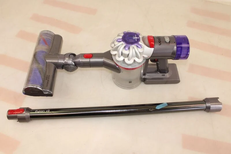 Dyson Akkusauger V8 Silber-Nickel Staubsauger Handstaubsauger 2 Tier Radial